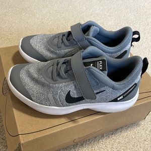 Nike Flex Experience 8